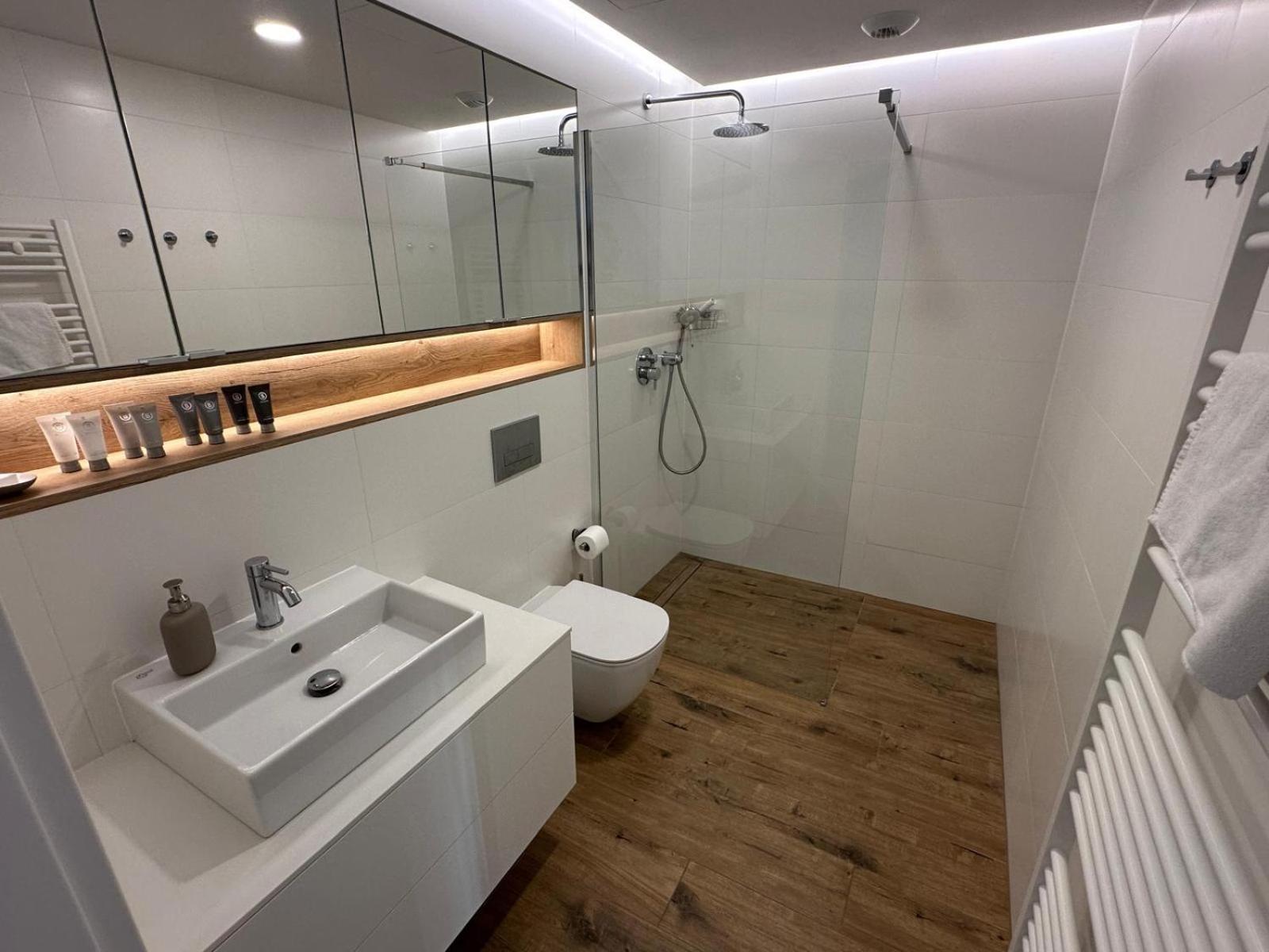 Pinea Apartments Pobierowo Bagian luar foto